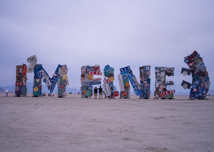 Interconnected mushroom plantation and shelter from the desert sun: 8 installations at Burning Man 2024 - Image 3 of 30