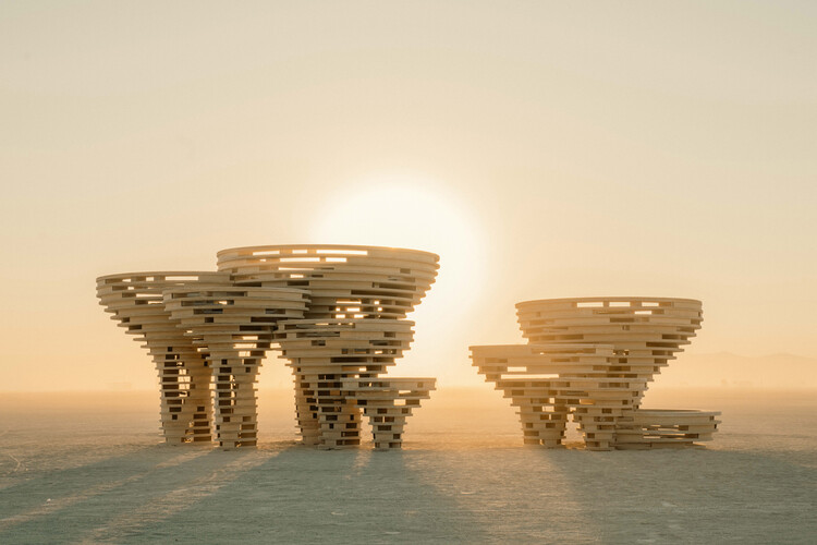 Interconnected mushroom plantation and shelter from the desert sun: 8 installations at Burning Man 2024 - Image 1 of 30